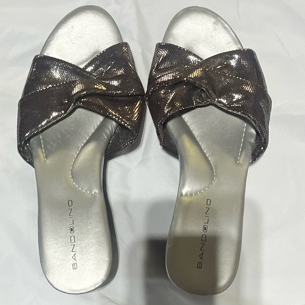 Bandolino Women's Shimmering Silver Mules